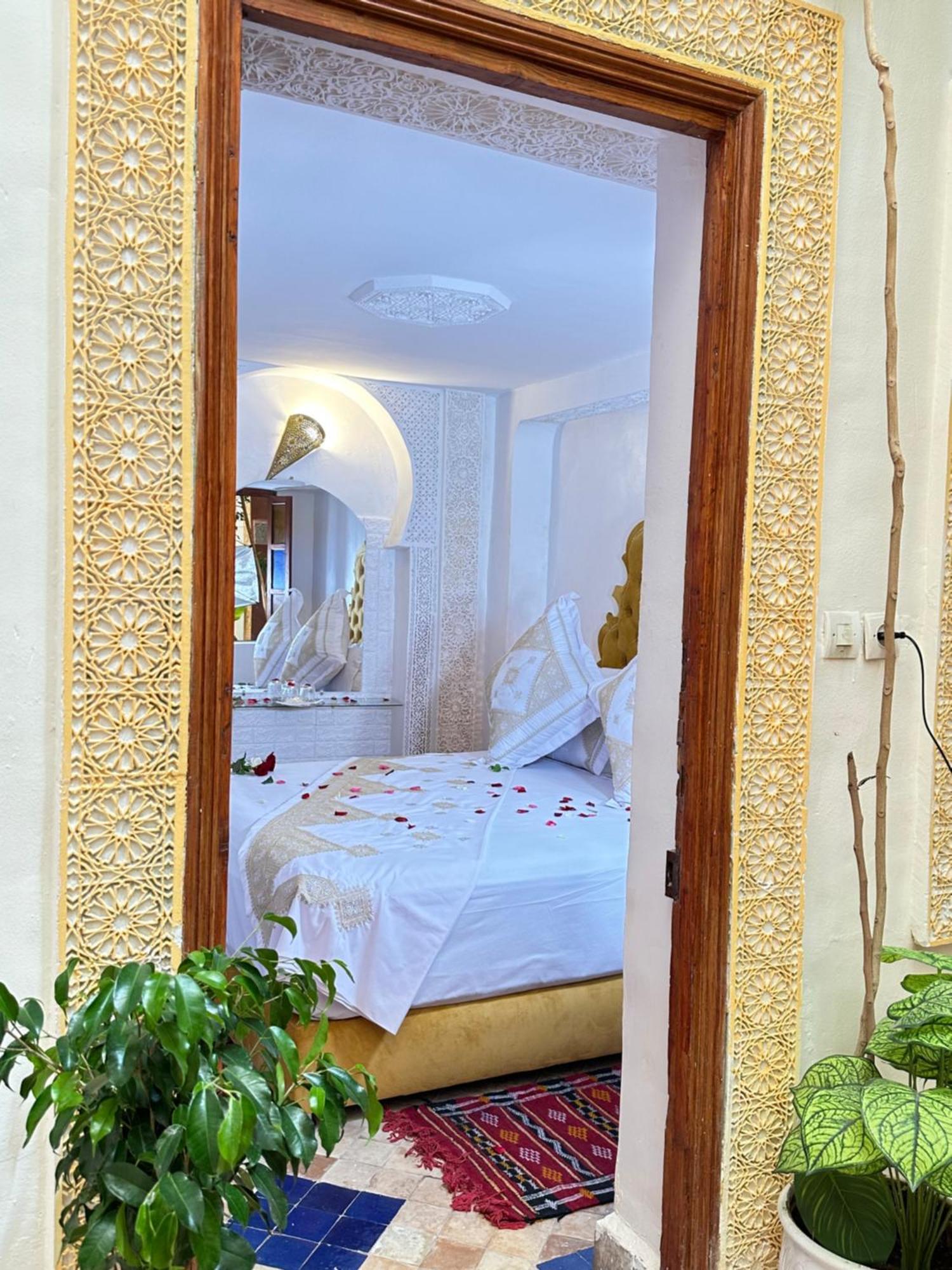 Dar Khmissa Fes Bed & Breakfast Exterior photo