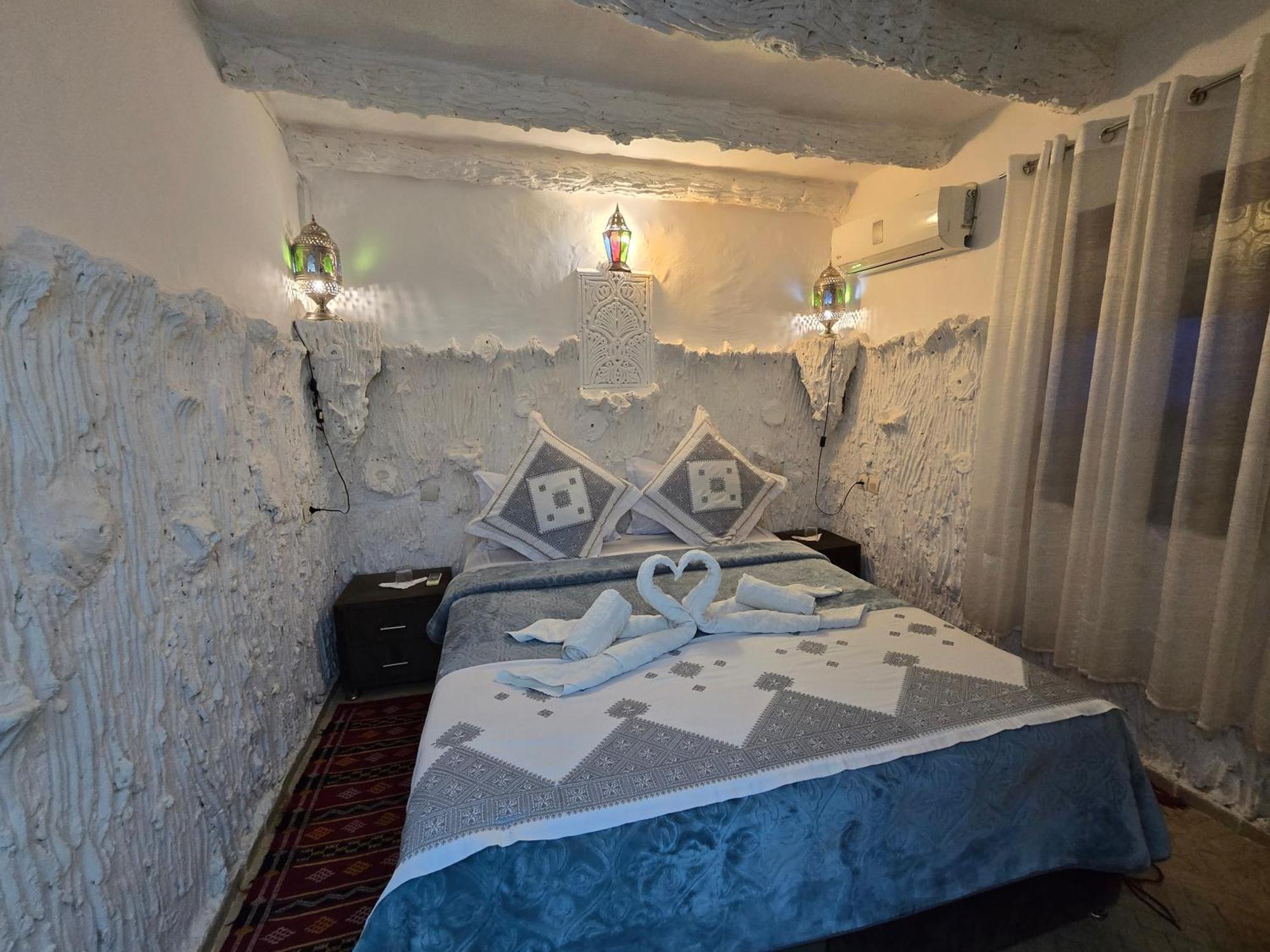 Dar Khmissa Fes Bed & Breakfast Exterior photo