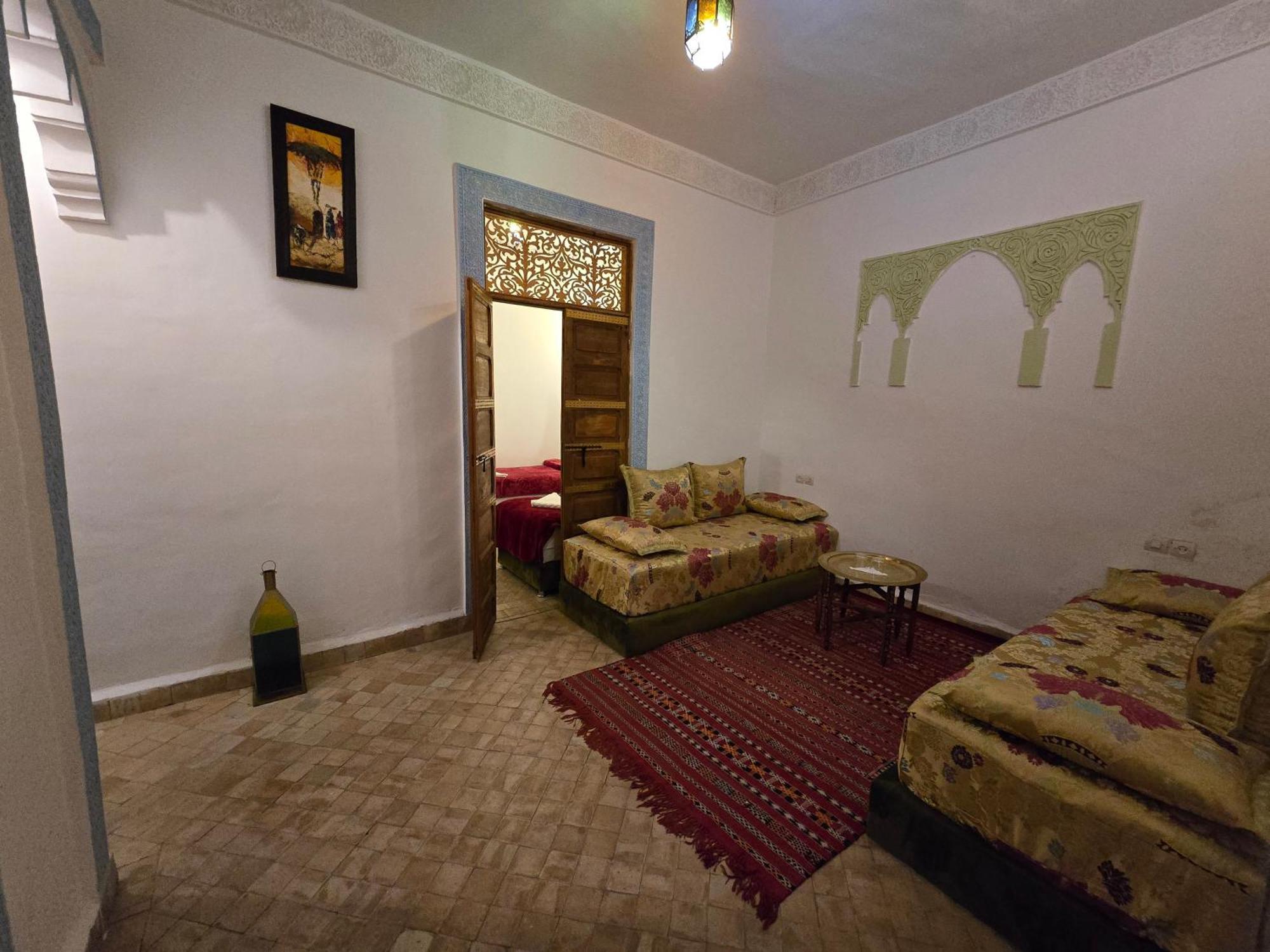Dar Khmissa Fes Bed & Breakfast Exterior photo