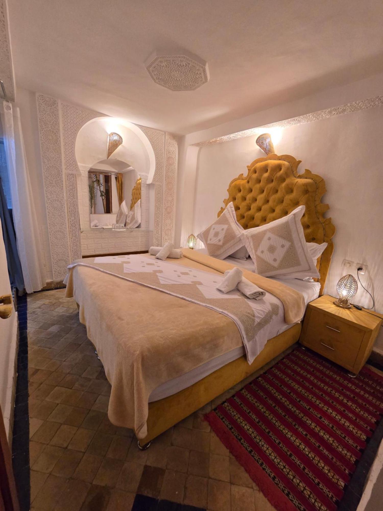 Dar Khmissa Fes Bed & Breakfast Exterior photo