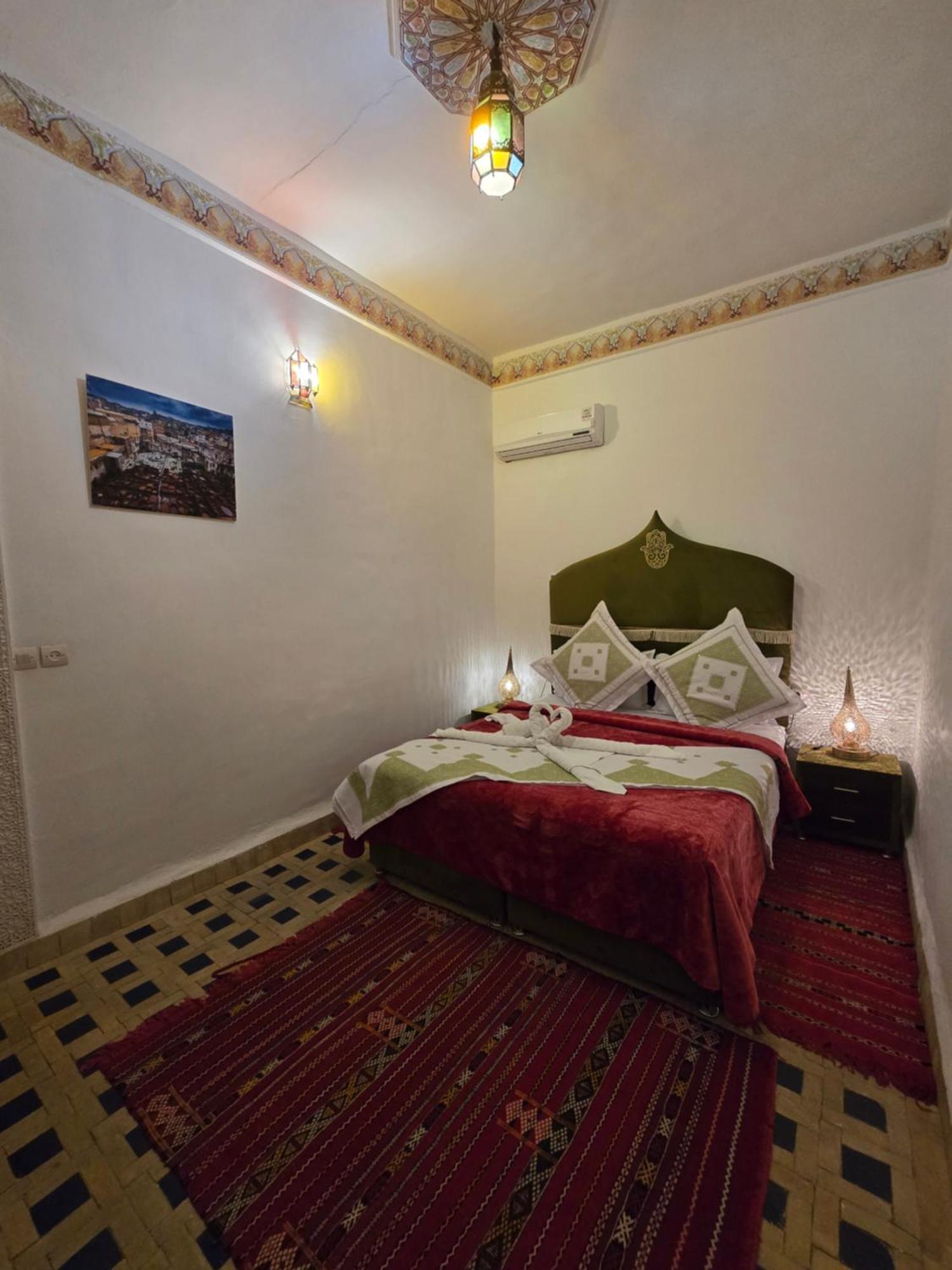 Dar Khmissa Fes Bed & Breakfast Exterior photo